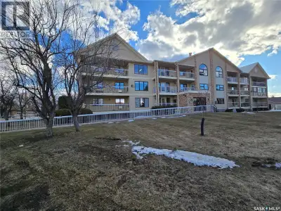 Enjoy easy, low-maintenance living in this well-kept 2 bed, 2 bath ground-floor condo located in a d...