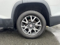 This 2023 GMC Acadia SLT is built for families and professionals who want confidence without excess.... (image 5)