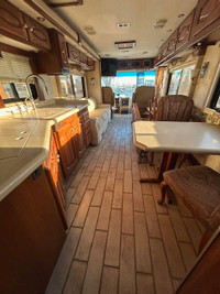 42ft MONACO Coach 450HP Cummins/Allison Motor Home DIESEL PUSHER