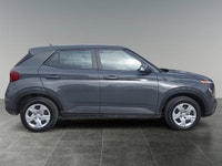 Thanks for viewing our House Of Cars Macleod Trail inventory! AMVIC licensed dealer! House of Cars M... (image 4)