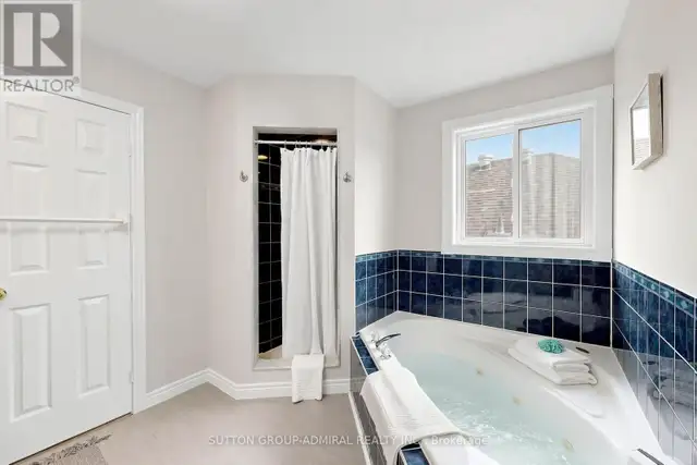 38 FELT CRESCENT Barrie (Bayshore), Ontario in Houses for Sale in Barrie - Image 25