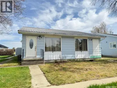 Have a look at this fantastic property, centrally located in Fillmore. This is suitable for a small...