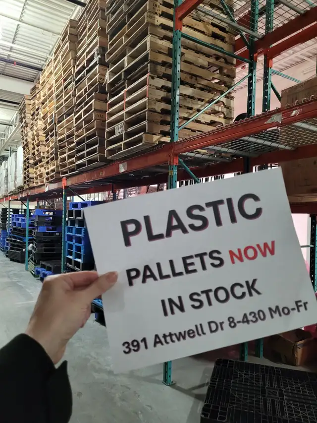 48 x 40 ALLWAY skids wood PLASTIC used NEAR NEW and ready now ♻ in Hobbies & Crafts in Mississauga / Peel Region - Image 10