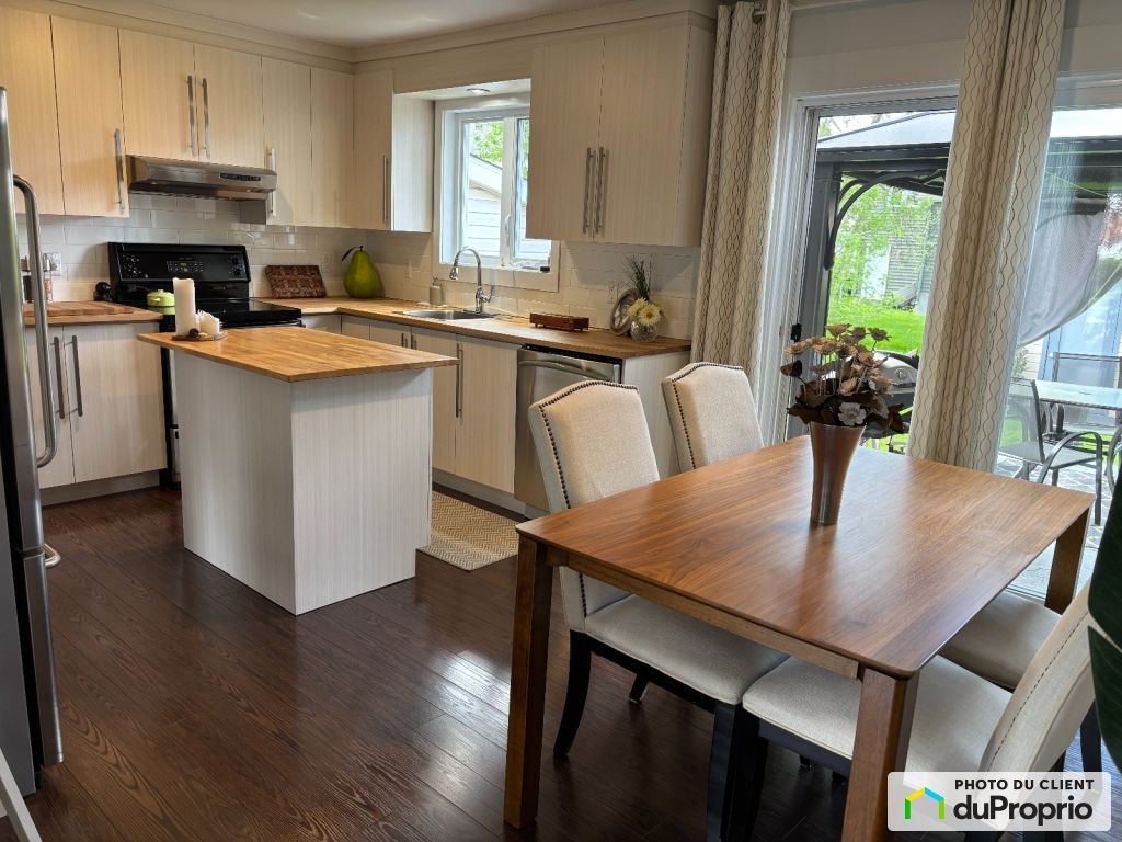 $594,900 - Bungalow for sale — photo 2