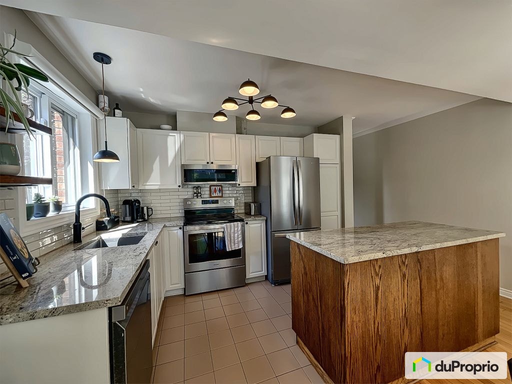 $445,000 - Condominium for sale in St-Lambert — photo 1