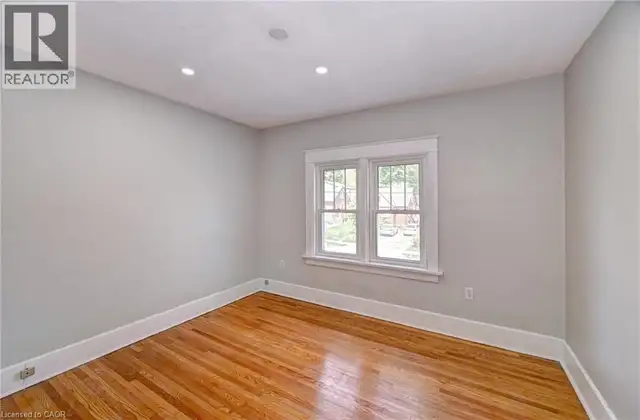 147 COURTLAND Avenue E Kitchener, Ontario in Houses for Sale in Kitchener / Waterloo - Image 21