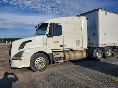Volvo VN 630 2007. 70,000 km. New Motor 465 HP Volvo, new transmission 189/13V. New Clutch. New Rati...