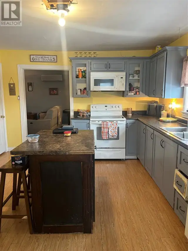 33 Long Pond Road Georgetown, Newfoundland & Labrador in Houses for Sale in St. John's - Image 7