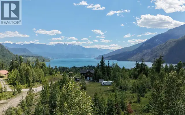 5360 6 Highway Rosebery, British Columbia in Land for Sale in Nelson - Image 2