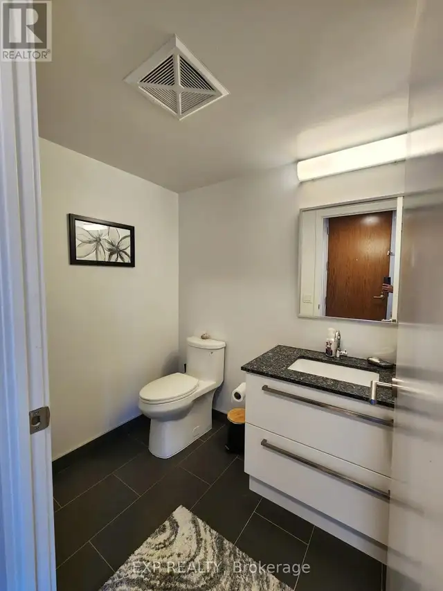 7 - 106 VARNA DRIVE Toronto (Englemount-Lawrence), Ontario in Long Term Rentals in City of Toronto - Image 5