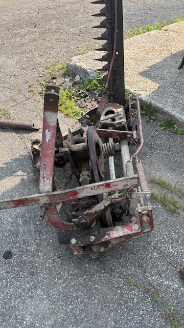 faucheuse, moulin a faucher, mower, débroussailleuse, gazon dans Tondeuses et souffleuses  à Lanaudière - Image 3