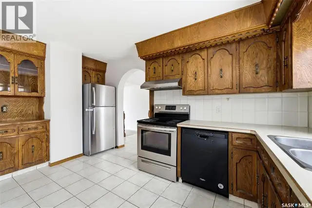 30 Dalhousie WAY Regina, Saskatchewan in Houses for Sale in Regina - Image 14