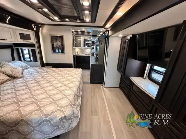 2025 Newmar Dutch Star 4325 Diesel Pusher in RVs & Motorhomes in Moncton - Image 51