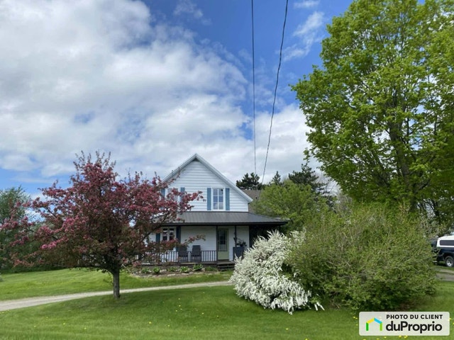 $400,000 - Acreage / Hobby Farm / Ranch for sale in Tingwick — photo 1