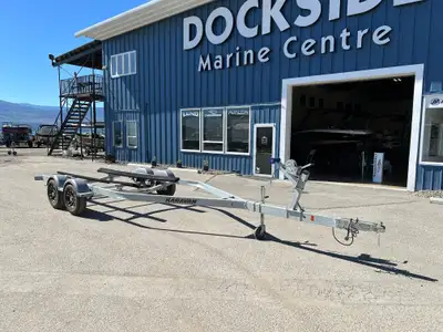 The 2022 Karavan KCBT-5500-TDB-78 is a heavy duty tandem axle boat trailer designed to handle larger...