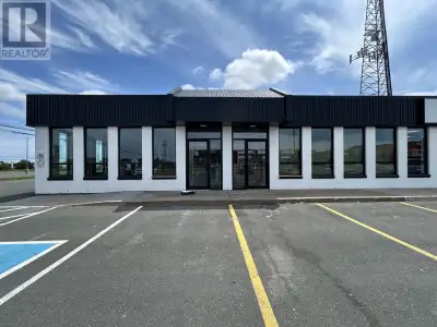 Don’t miss out on this exceptional leasing opportunity! A spacious 4,914 square foot unit will be av...
