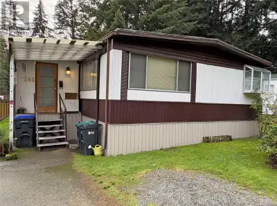 Budget-Friendly Double Wide Modular Home in Sought-After Schooner Bay Manor Mobile Home Park, Nanoos...