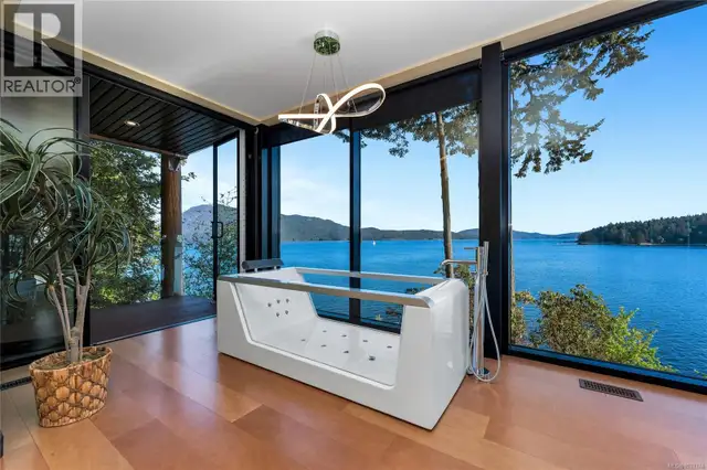 1676 Lands End Rd North Saanich, British Columbia in Houses for Sale in Victoria - Image 35
