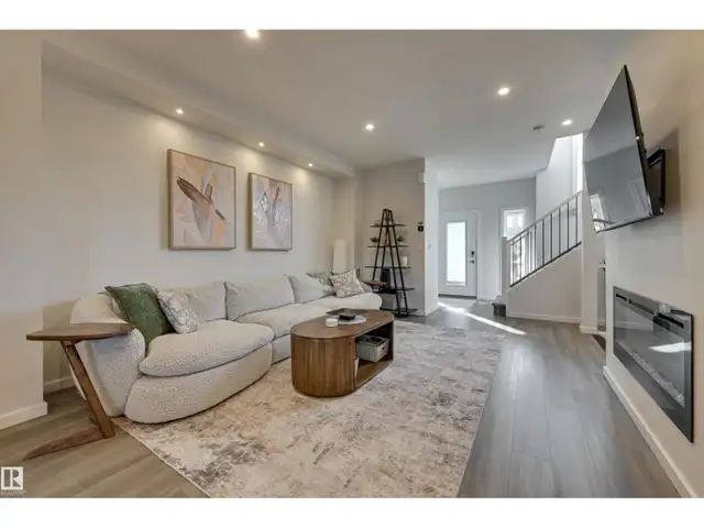 163 CANTER WD Sherwood Park, Alberta in Houses for Sale in Strathcona County - Image 7