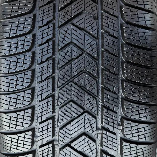 (99%) 4x MB GLE 53 | 63s AMG 20" OEM Winter Wheels Package in Tires & Rims in City of Toronto - Image 11
