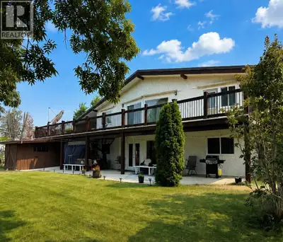 Rare opportunity in Oliver! Beautifully remodelled 5-bedroom, 3-bathroom home on nearly half an acre...