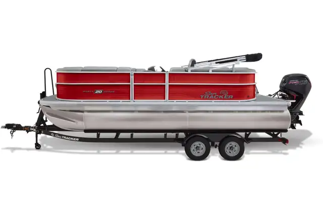 2026 Sun Tracker Party Barge 20 DLX pontoon boat in Powerboats & Motorboats in Prince Albert - Image 8