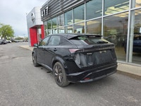 Featuring dual 12.3-inch displays with Google built-in, wireless Apple CarPlay, wired Android Auto,... (image 5)