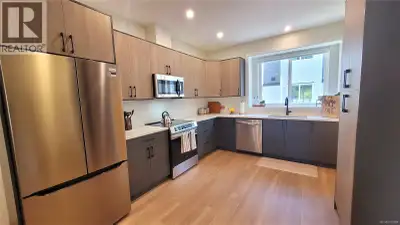 Great Value - New Price! ''Brand New Snapdragon Court Townhome'' 2 Bedroom + Den 2 Bathroom Premium...