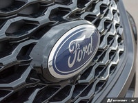 Navigation, Leather Seats, Cooled Seats, Power Tailgate, 360 Camera, Heated Steering Wheel, Apple Ca... (image 9)