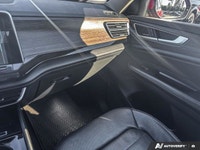 This Volkswagen Atlas delivers a Intercooled Turbo Regular Unleaded I-4 2.0 L/121 engine powering th... (image 8)