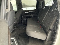 This Chevrolet Silverado 1500 boasts a Gas V8 5.3L/325 engine powering this Automatic transmission.... (image 7)