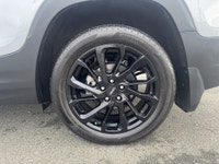 This is the kind of used SUV buyers hope to find, not settle for. The GMC Terrain SLT delivers moder... (image 5)