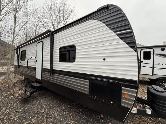 2026 KEYSTONE RV Hideout 291 BRWE in RVs & Motorhomes in Nelson - Image 10