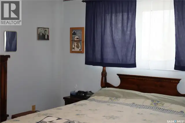 604 5th AVENUE W Assiniboia, Saskatchewan in Houses for Sale in Moose Jaw - Image 10