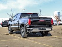 Welcome to Sherwood Buick GMC! This GMC Sierra 1500 boasts a Gas V8 5.3L/325 engine powering this Au... (image 5)