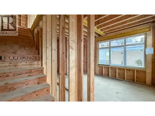 704 Cliff Avenue Enderby, British Columbia in Commercial & Office Space for Rent in Prince Rupert - Image 14