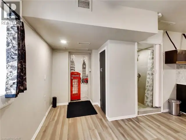 443 WENTWORTH Street N Hamilton, Ontario in Commercial & Office Space for Sale in Mississauga / Peel Region - Image 20