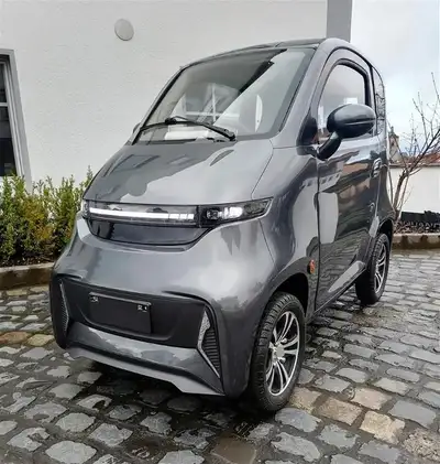 .Fully Enclosed 2025 ET4 Cruise Mobility Scooter Car, View more