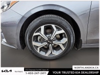 2019 Kia Forte EX Odometer is 30115 kilometers below market average! Ready for anything, from the st... (image 6)