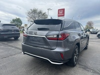 Command sophisticated comfort for every journey in the spacious 2019 Lexus RX 350L, gleaming in an e... (image 4)