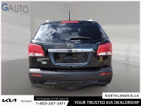 2012 Kia Sorento LX Odometer is 37579 kilometers below market average! Ready for anything, from the... (image 2)