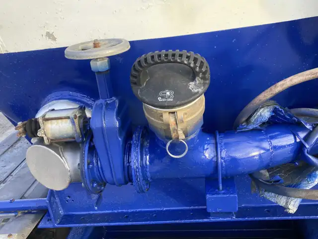 1999 Advance 27,000 Liter Quad axle Crude Oil Tanker Trailer in Heavy Equipment in Delta/Surrey/Langley - Image 13