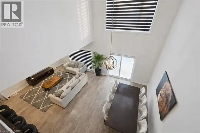 972 STONECLIFFE Walk Unit# 18 Kitchener, Ontario in Houses for Sale in Kitchener / Waterloo - Image 37
