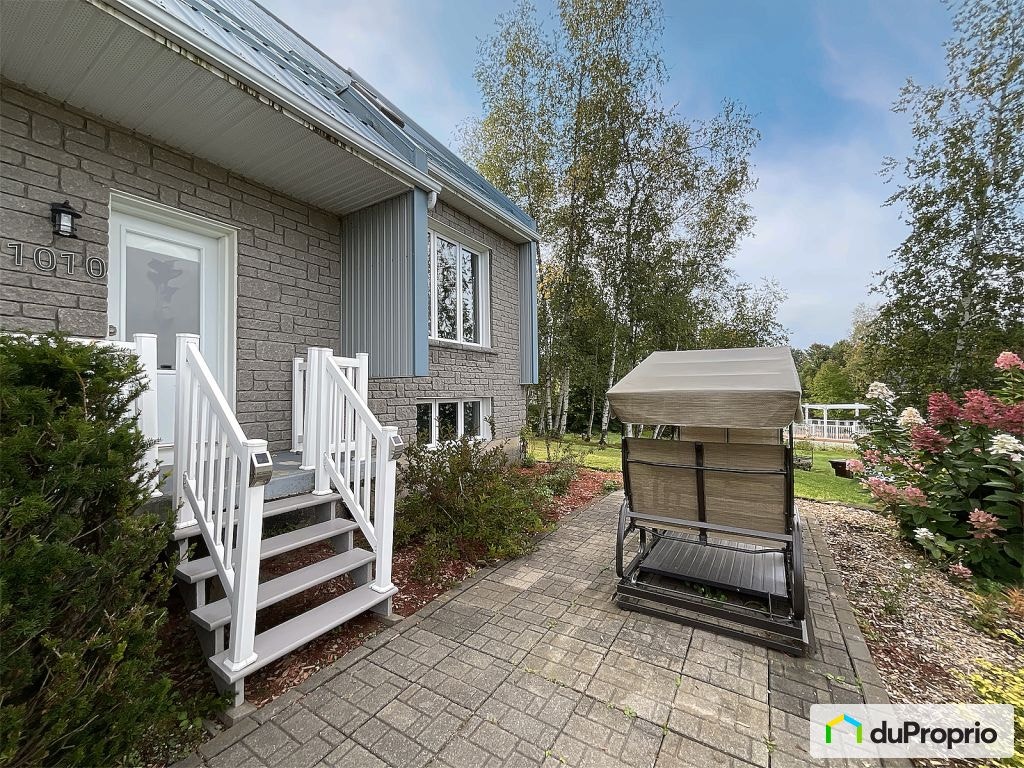 $689,000 - Split Level for sale in Sherbrooke (Brompton) — photo 3