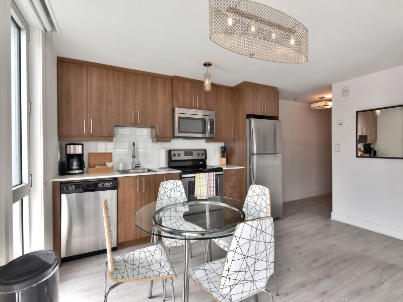 4 1/2 Condo apartment à louer/for rentVilleMarie Berri UQAM