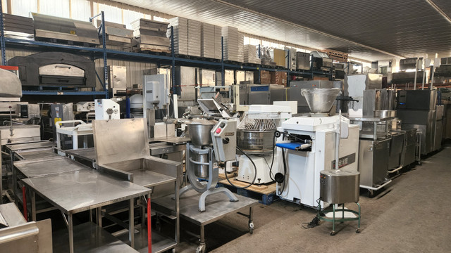 HUSSCO USED Tandoor Oven Restaurant Kitchen Food Equipment in Industrial Kitchen Supplies in Edmonton - Image 3