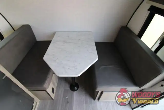 2027 SUNSET PARK RV SUNRAY 149 in Travel Trailers & Campers in Abbotsford - Image 15