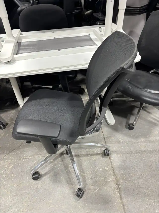 Teknion Visio Synchro Tilt Chair-SitOnIt Seating Torsa Chair!62863277651841122