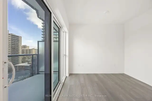 1BR & 2BR Brand New Condo units available at Yonge & Eglinton !! in Long Term Rentals in City of Toronto - Image 18