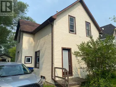 4-BEDROOM HOME IN CENTRAL NEW LISKEARD FULL OF POTENTIAL! Just steps from downtown on a quiet tree-l...